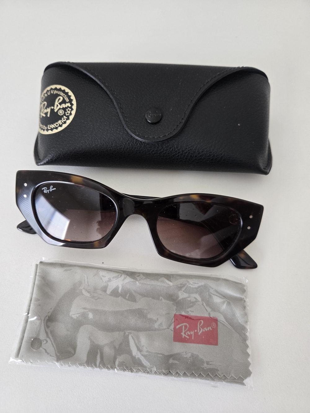 Ray-Ban Zena 4439  Cat Eye Havana Gradient Unisex Sunnies